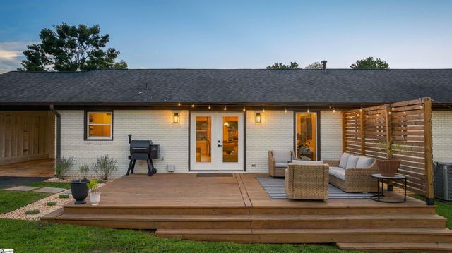 22 Annandale Drive, Boiling Springs, SC 29316