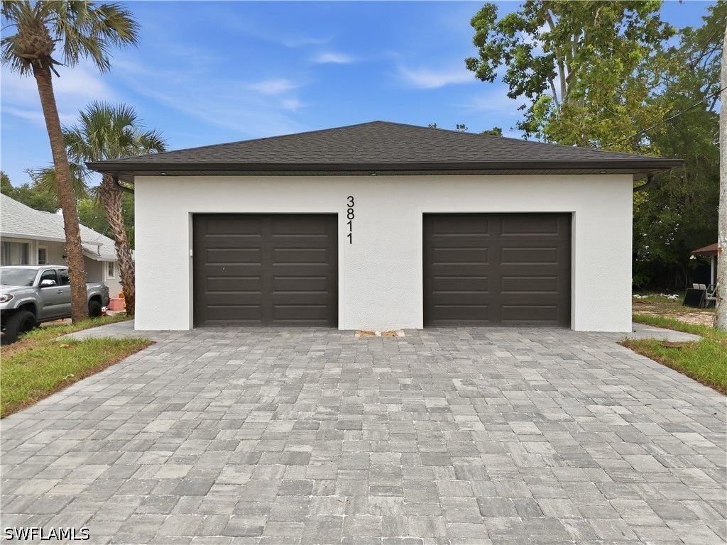 3811 Pearl ST, Fort Myers, FL 33916