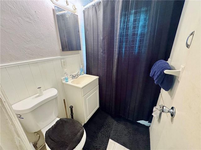 11122 E 20th Street, Independence, MO 64052