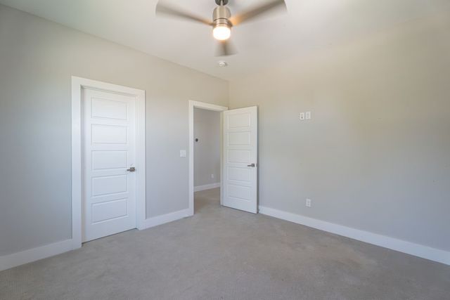 8010 W Kettering Court, Rogers, AR 72758