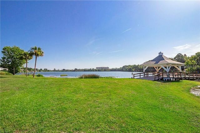 1223 NASSAU CIRCLE, Tavares, FL 32778