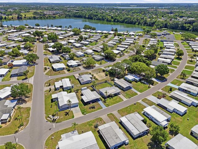 1223 NASSAU CIRCLE, Tavares, FL 32778
