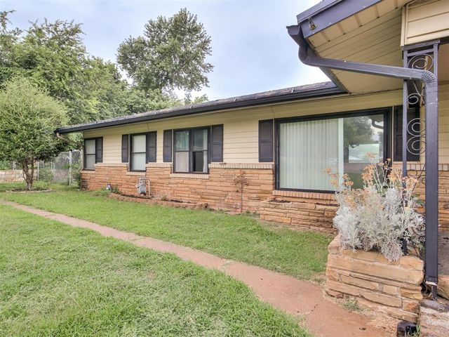 7101 Hilltop Court, Oklahoma City, OK 73110