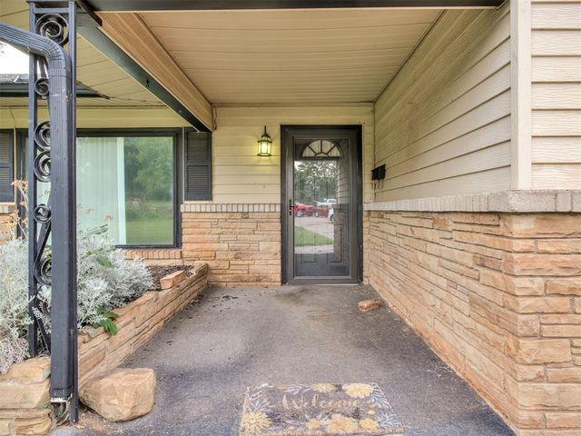 7101 Hilltop Court, Oklahoma City, OK 73110