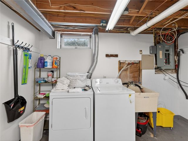 163 Sannita Drive, Greece, NY 14626