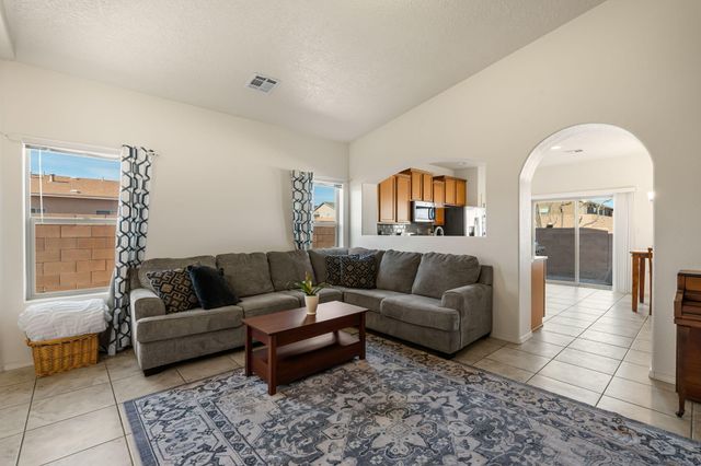 2989 Wilder Loop NE, Rio Rancho, NM 87144