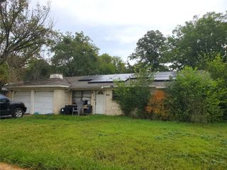 5513 Oak Grove Road W, Fort Worth, TX 76134
