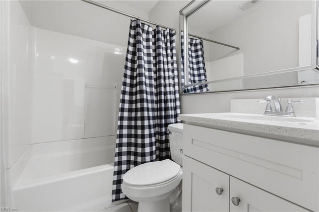 712 Norwood CIR, Hampton, VA 23661