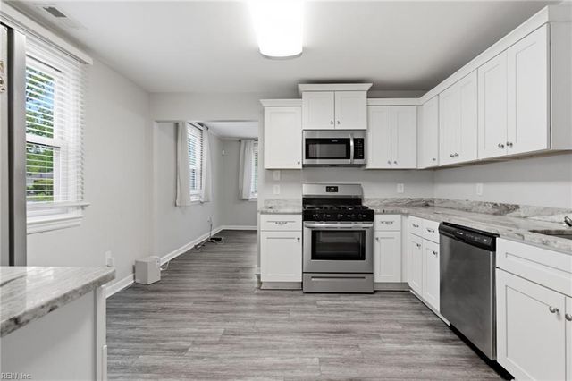 712 Norwood CIR, Hampton, VA 23661