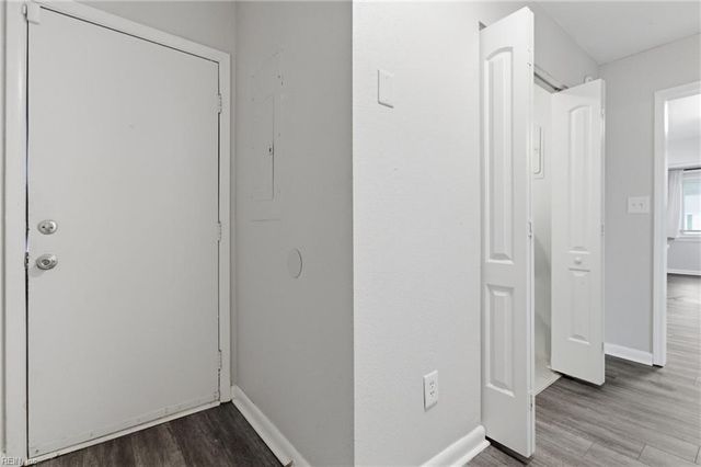 712 Norwood CIR, Hampton, VA 23661