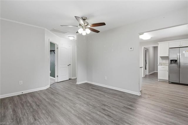 712 Norwood CIR, Hampton, VA 23661