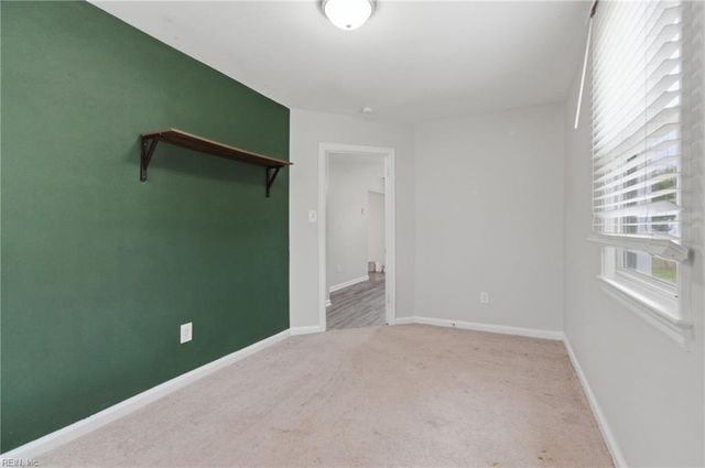 712 Norwood CIR, Hampton, VA 23661