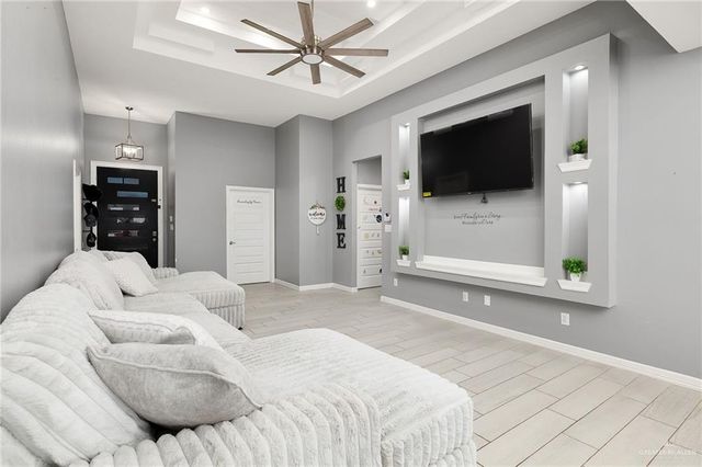 1332 Middle Street, Alamo, TX 78516