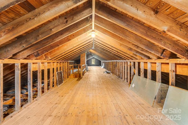 92 Parkway View Road, Mars Hill, NC 28754