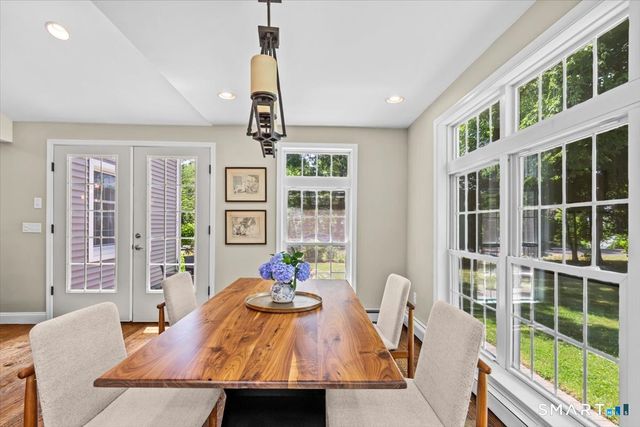 255 Mountain Road, West Hartford, CT 06107