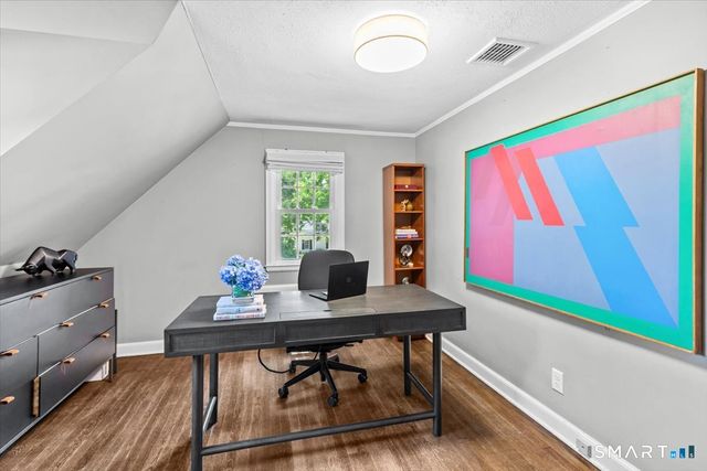 255 Mountain Road, West Hartford, CT 06107