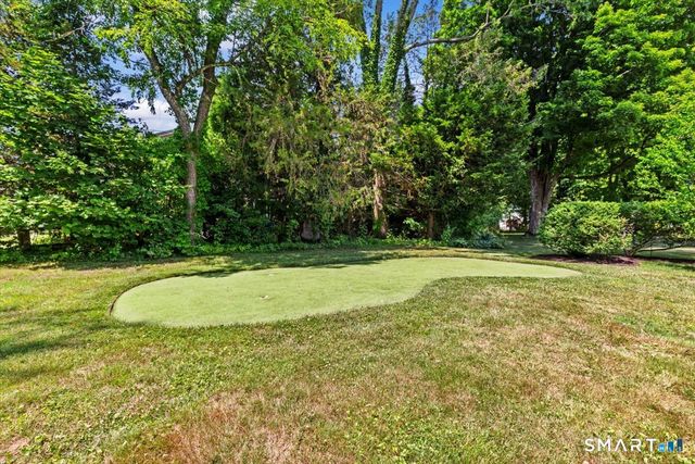 255 Mountain Road, West Hartford, CT 06107
