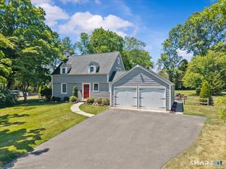 255 Mountain Road, West Hartford, CT 06107