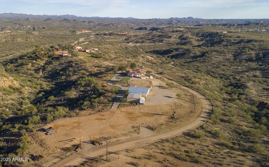 18330 W MOONLIGHT MESA Road, Wickenburg, AZ 85390 — photo 3