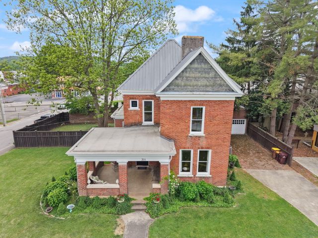 301 W Columbia Street, Somerset, KY 42501