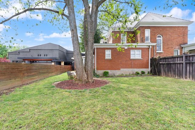 301 W Columbia Street, Somerset, KY 42501
