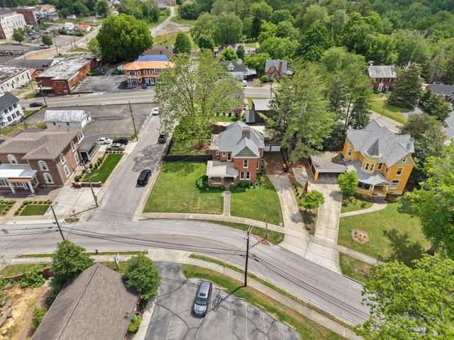 301 W Columbia Street, Somerset, KY 42501