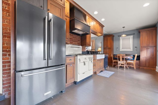 301 W Columbia Street, Somerset, KY 42501