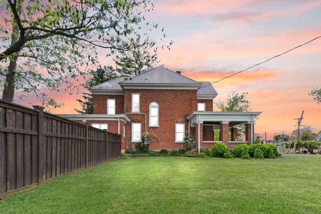 301 W Columbia Street, Somerset, KY 42501