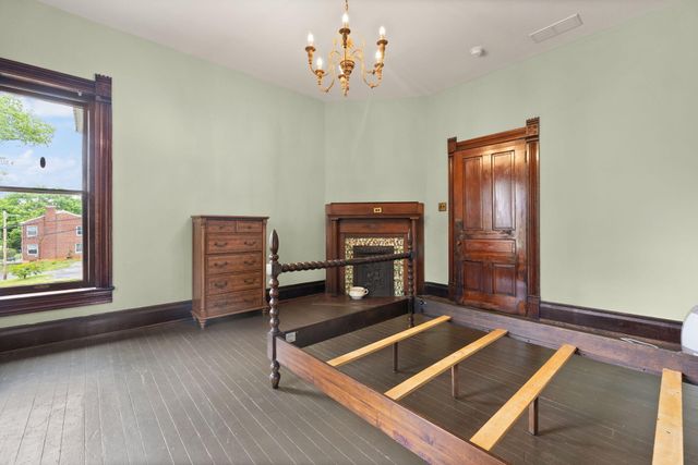 301 W Columbia Street, Somerset, KY 42501