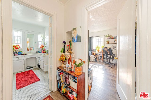 1618 S Burnside Avenue, Los Angeles, CA 90019