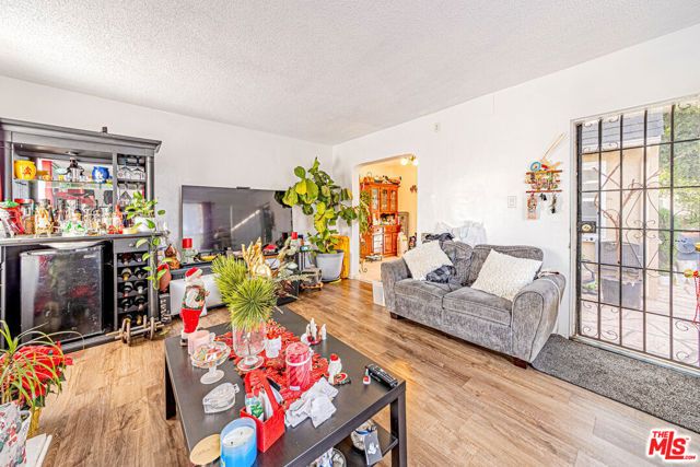 1618 S Burnside Avenue, Los Angeles, CA 90019