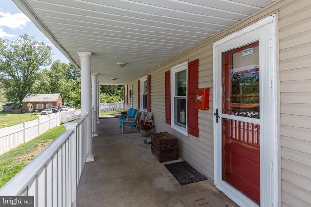 21304 W LIBERTY RD, Parkton, MD 21120