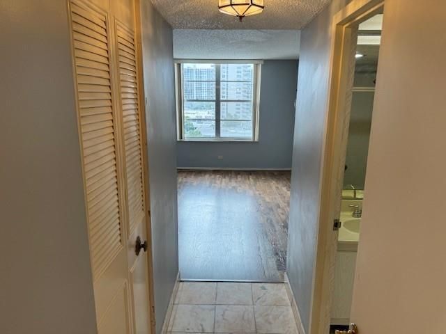 230 174th Street 814, Sunny Isles Beach, FL 33160
