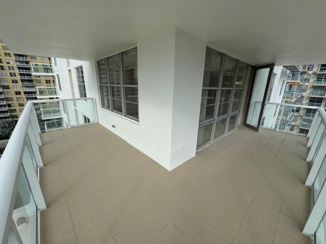 230 174th Street 814, Sunny Isles Beach, FL 33160