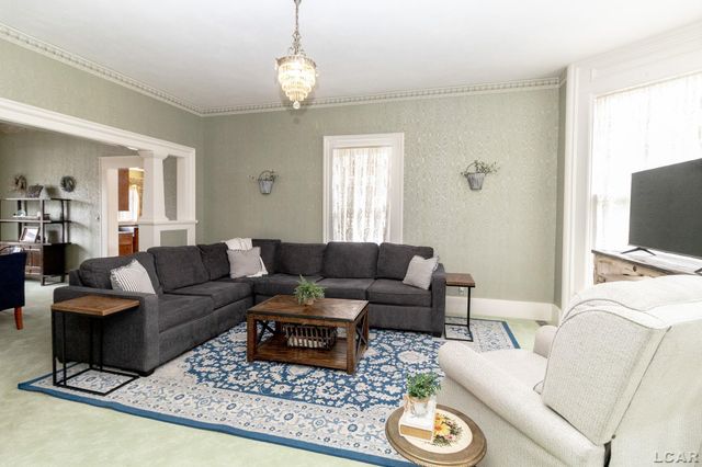 418 W Adrian Street, Blissfield, MI 49228