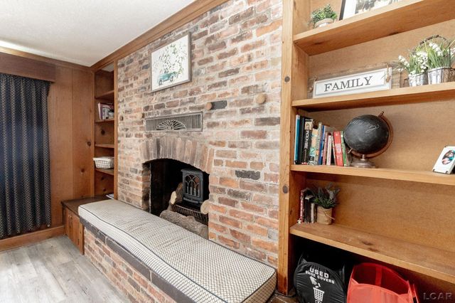 418 W Adrian Street, Blissfield, MI 49228