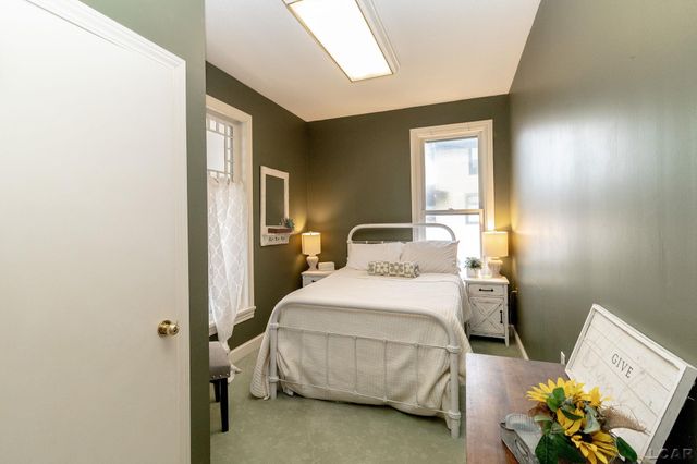 418 W Adrian Street, Blissfield, MI 49228