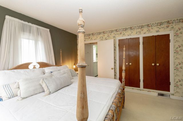 418 W Adrian Street, Blissfield, MI 49228