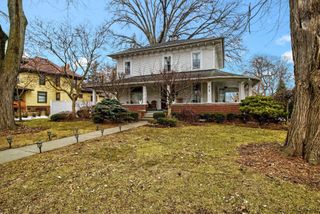 418 W Adrian Street, Blissfield, MI 49228