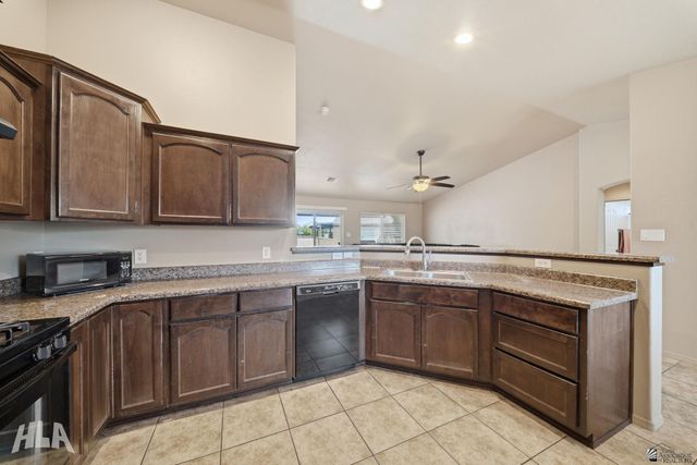 2277 S 46 Way, Yuma, AZ 85364