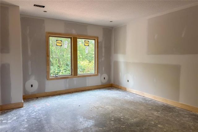 9926 Brockway Street, Lenexa, KS 66220