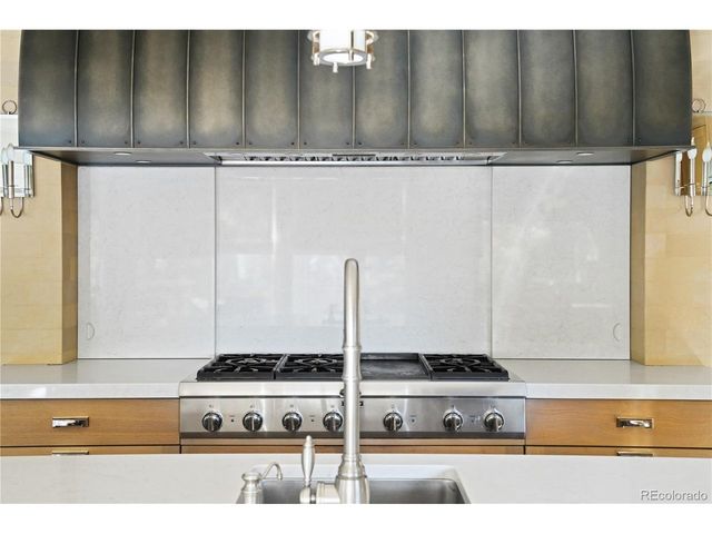 5586 E Mineral Ln, Centennial, CO 80122