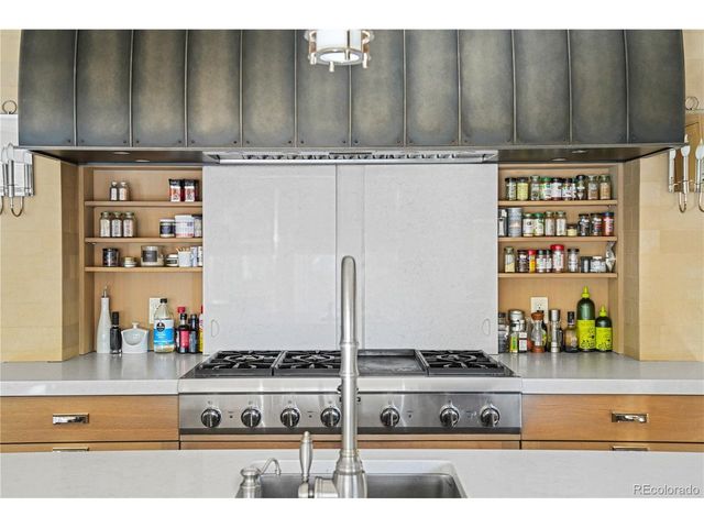 5586 E Mineral Ln, Centennial, CO 80122