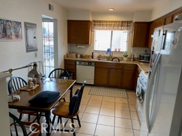 356 W California 23, Glendale, CA 91203