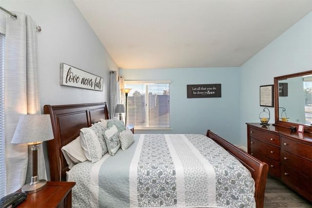 7320 Barnstable, Riverside, CA 92506