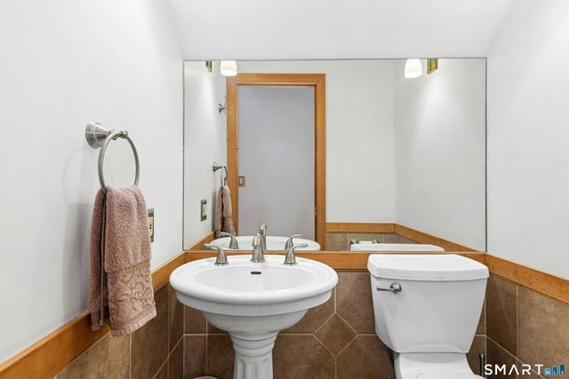 9-A Obtuse Rocks Road, Brookfield, CT 06804