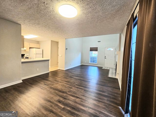 2734 Highland Ridge NW, Kennesaw, GA 30152