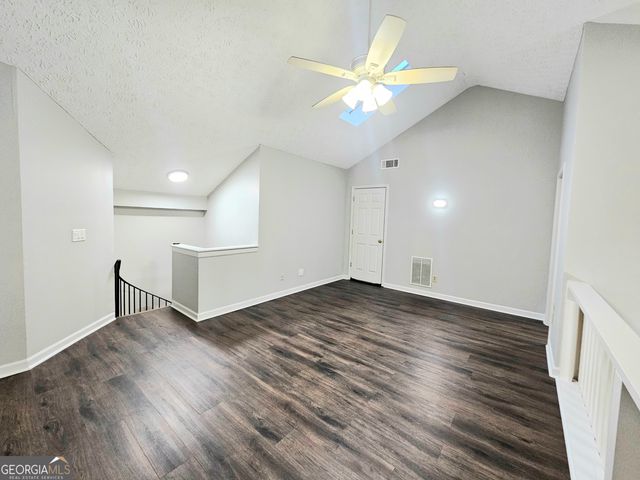 2734 Highland Ridge NW, Kennesaw, GA 30152