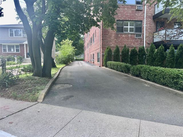 315 Atlantic Avenue 1A, East Rockaway, NY 11518