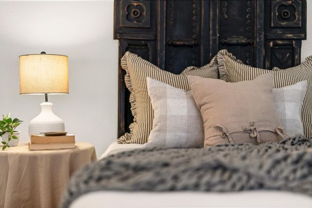 1100 Glacier Avenue, Pacifica, CA 94044